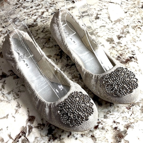 Tahari Valerie Leather Silver Sparkle Sparkly Ballet Flats Sz 6.5 - Picture 4 of 11